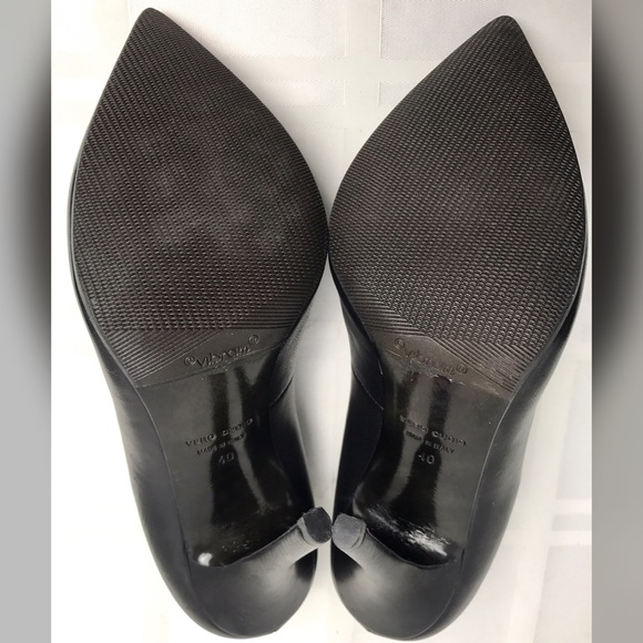 🎉HP🎉 NWOT Balmain Signature Leather Pumps - Picture 6 of 8